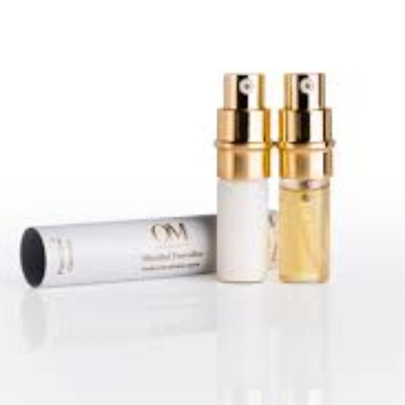 Om Skincare - Mindful Traveller (Luxe Skincare) - Picture 3 of 3